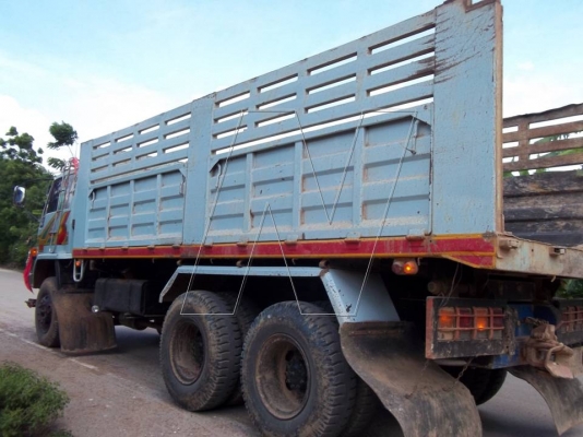 ขาย Rock 240 แรง สองเพลาดั๊ม / เกียร์ฟลูเลอร์ ( ยางใหม่แท้ 10 เส้น! )