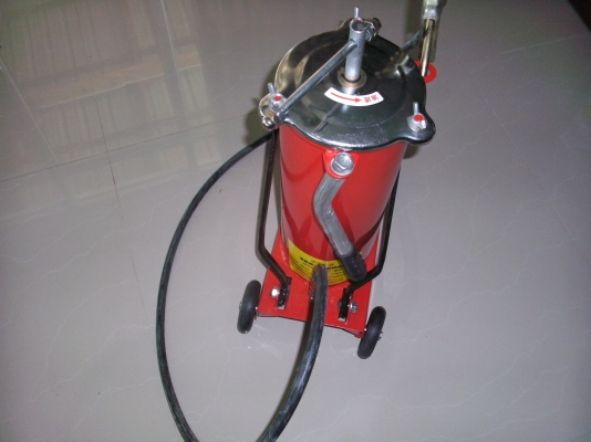 ชุดแท่นอัดจารบี ชุดแท่นอัดจารบี