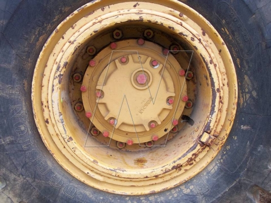 ขาย รถตักล้อยางเอวอ่อน CAT 950 ( สภาพพร้อมใช้งาน )