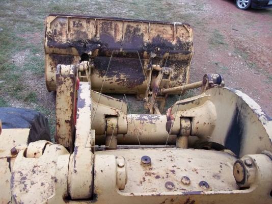 ขาย รถตักล้อยางเอวอ่อน CAT 950 ( สภาพพร้อมใช้งาน )