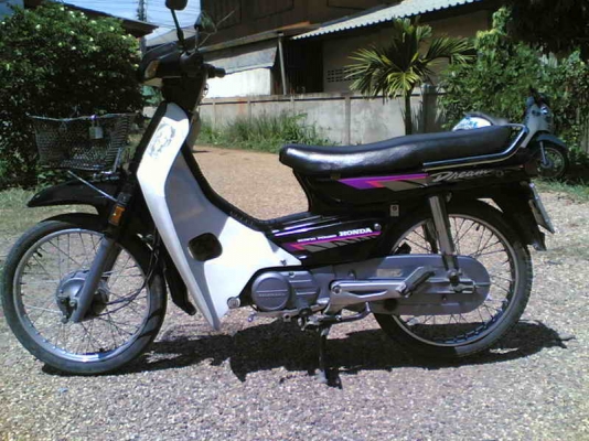 ขาย Honda Dream Excess เล่มทะเบียนพร้อมชุดโอน รถเดิมพร้อมใช้งานเจ้าของใช้เองมือเดียวสวยๆ ขาย 9900 บาท