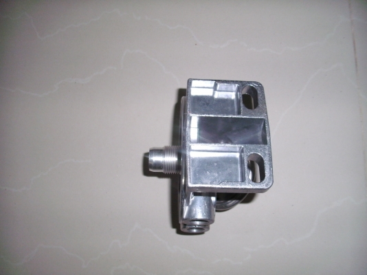 FUEL FILTER HEAD ,MODEL R60,R90,R120,BENZ FUEL FILTER HEAD ,MODEL R60,R90,R120,BENZ