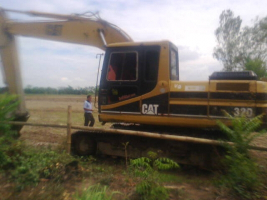 ขายรถแบคโฮ CAT320V2 พร้อมทะเบียน