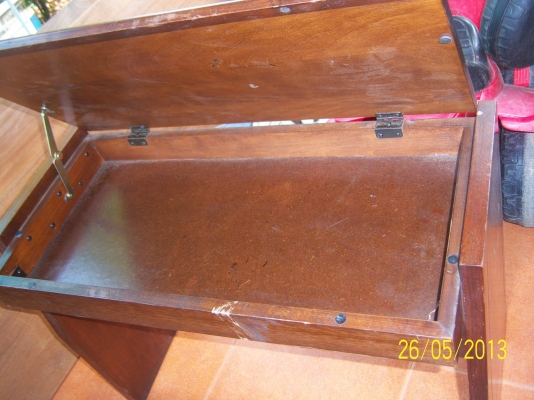 โต๊ะเอนกประสงค์ สภาพดีครับ