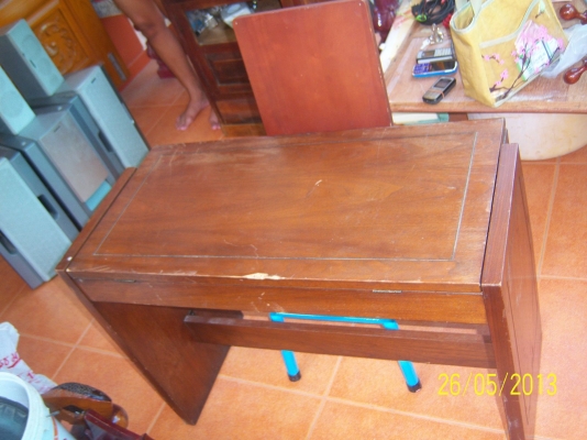 โต๊ะเอนกประสงค์ สภาพดีครับ