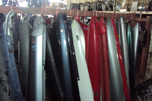 ขาย BODY แก้มซ้าย-ขวา ของรถยนต์มีให้เลือกจำนวนมากครับ