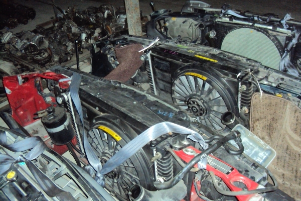 ขายแผงหน้าตัด BENZ C200 / VOLKSWAGEN BITTLE /VOLVO 940และแผงหน้าของรถยนต์อีกจำนวนมากครับ ขายแผงหน้าตัด BENZ C200 / VOLKSWAGEN BITTLE /VOLVO 940และแผงหน้าของรถยนต์อีกจำนวนมากครับ