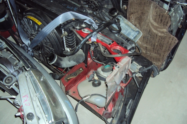 ขายแผงหน้าตัด BENZ C200 / VOLKSWAGEN BITTLE /VOLVO 940และแผงหน้าของรถยนต์อีกจำนวนมากครับ ขายแผงหน้าตัด BENZ C200 / VOLKSWAGEN BITTLE /VOLVO 940และแผงหน้าของรถยนต์อีกจำนวนมากครับ