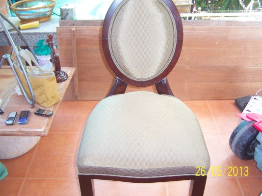 เก้าอี้หลุยส์ สวยๆ ครับ