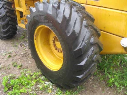 รถตักล้อยาง KOMATSU 510 รถนอกนำเข้า รถสวยจริงๆ ราคาถูกสั่งจองก่อนได้ มานะ 085-9049669