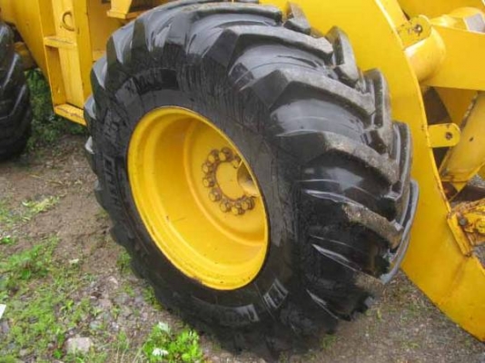 รถตักล้อยาง KOMATSU 510 รถนอกนำเข้า รถสวยจริงๆ ราคาถูกสั่งจองก่อนได้ มานะ 085-9049669