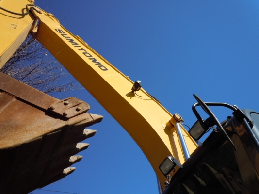 New stock SUMITOMO SH200-5 คันที่ 2 จากญี่ปุ่น ใช้งานแค่ 470 ชม. ขายถูก ๆ ครับ