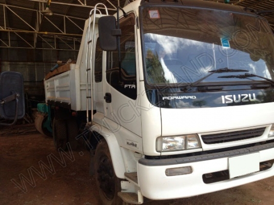 รถบรรทุก 6 ล้อดั๊มพ์ ยี่ห้อ ISUZU  รุ่น FTR 220 แรงม้า