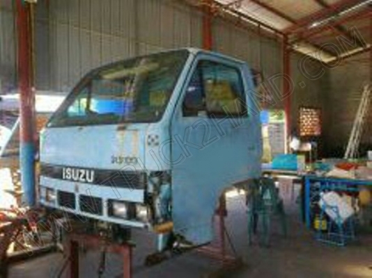 หัวเก๋ง ยี่ห้อ ISUZU รุ่น NKR อุปกรณ์ครบ หัวเก๋ง ยี่ห้อ ISUZU รุ่น NKR อุปกรณ์ครบ