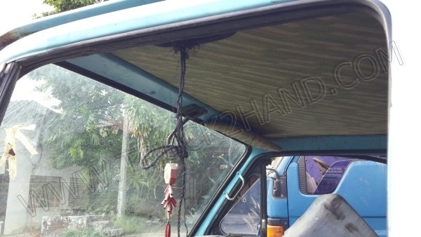 หัวเก๋ง ยี่ห้อ ISUZU รุ่น NKR อุปกรณ์ครบ หัวเก๋ง ยี่ห้อ ISUZU รุ่น NKR อุปกรณ์ครบ