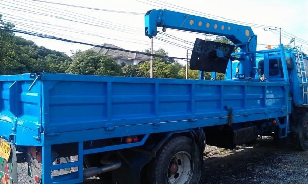 ขายรถ6ล้อติดเครนพร้อมใช้งาน