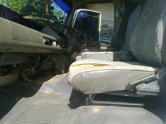 คันนี้เสียดายมาก...ยกดั้มแล้วพลิกตะแคง UD230แรง สวย เดิมๆทั้งคัน.... คันนี้เสียดายมาก...ยกดั้มแล้วพลิกตะแคง UD230แรง สวย เดิมๆทั้งคัน....