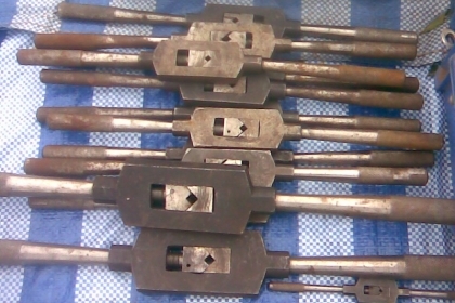 ตัวต๊าบเกลียวของโรงงานเป็นของโรงงานครับขายครับตัวละ 500 ครับสวยๆครับ