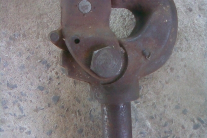 ตะขอรากจูงตัวใหญ่ครับสภาพพร้อมใช้งานครับตัวใหญ่ครับเหล็ดดีมากครับราคานี้คุ้มครับไม่ต้องเบิกใหม่ครับใช้ยาวครับ