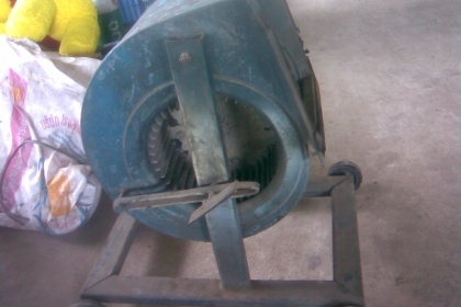 ตัวเป่าควันลมแรงดีครับสภาพพร้อมใช้งานครับสวยๆครับมีล้อหมุนเคลื่อนที่ง่ายครับราคานี้คุ้มครับ