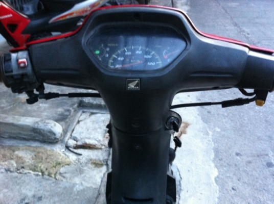 ขาย Honda wave 100 ปี40 สตาร์ทมือ พร้อมเอกสารครบชุด