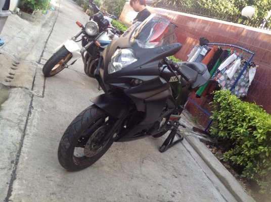 ขายด่วนๆคับ yamaha fz400 cc เครืองดีแรงแฟริ่ง k9 คับ สำเนาทะเบียน