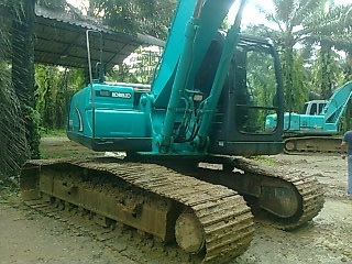 KOBELKO SK200 MARK 6 ชั่วโมงงาน 18900 ชม. ไฟฟ้าเต็ม เครื่องแน่น KOBELKO SK200 MARK 6 ชั่วโมงงาน 18900 ชม. ไฟฟ้าเต็ม เครื่องแน่น
