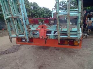 isuzu หัวยาว6bb หางไฮดรอลิค ลากรถเกี่ยว