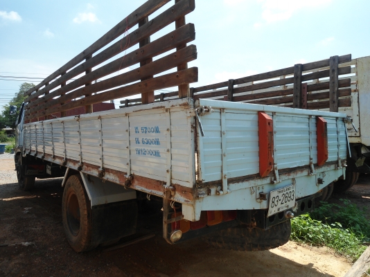 ขายด่วนหกล้อHINOสิงห์ไฮฺเทคยาว6เมตรกว่าเครื่องHO7D 195แรงสภาพพร้อมใช้งานสุดๆรีบโทร 0801515451 0811838154