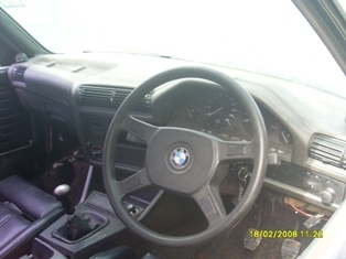 ขาย BMW 316 E30 4ประตู รถเดิมๆแต่จอดฝุ่นจับ  38,000฿