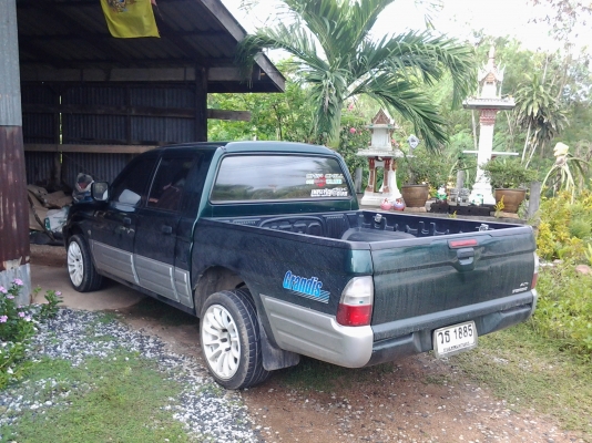 ขายดาวน์ strada 4d ขายดาวน์ strada 4d