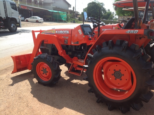 ปัญญาแทรคเตอร์มาแล้ว...จัดมาให้ครับ คูโบต้า L3408 ใบมีดคานบน โรตาลี่โชคชัย เล่มทะเบียนพร้อม