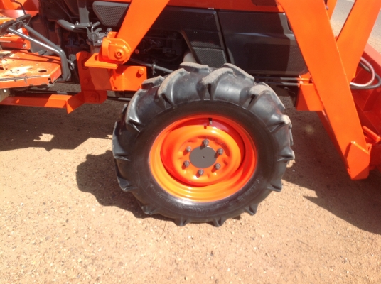 ปัญญาแทรคเตอร์มาแล้ว...จัดมาให้ครับ คูโบต้า L3408 ใบมีดคานบน โรตาลี่โชคชัย เล่มทะเบียนพร้อม