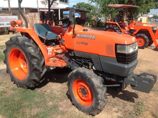 ปัญญาแทรคเตอร์มาแล้ว...จัดมาให้ครับ คูโบต้า L3408 ตัวเปล่า