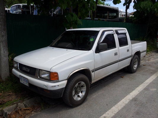 ISUZU 4 ประตูมังกรทองสวยๆเพาเวอร์พร้อมใช้เดิมๆ