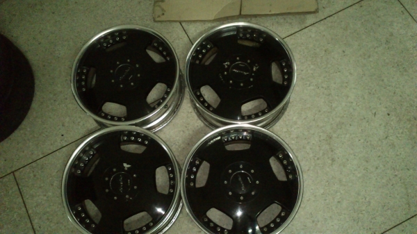 ขายแม็ก ยูโรลายแท้ 17 กว้าง7 4/114 5/114 ขายแม็ก ยูโรลายแท้ 17 กว้าง7 4/114 5/114