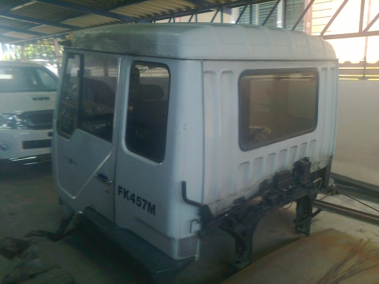 หัว 6 ล้อ MITSUBISHI หัวใหญ่เท่าหัว 10 ล้อ สวยๆ