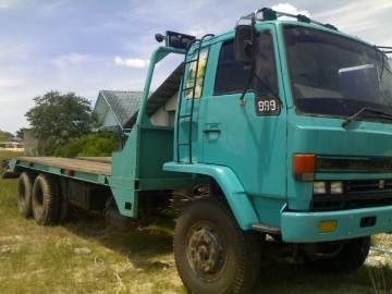 รถอิซูซุ 10 ล้อ ท้ายลาด เปลื่ยนเครื่อง 195 แรงม้า   สนใจติดต่อ 081 - 6079515