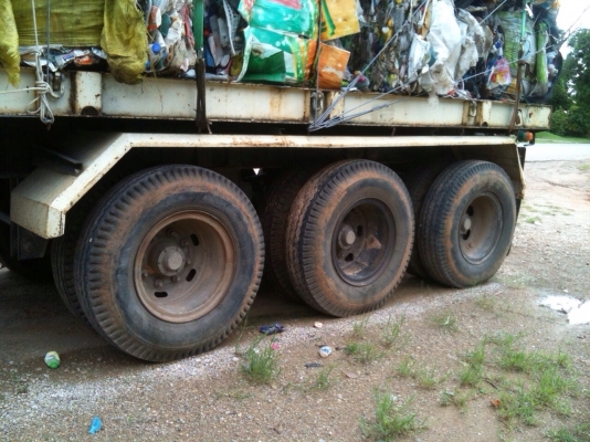 รถฮีโน่ 10 ล้อ หัวลาก 330 แรงม้า ปี 51 ปลายปี ( ขายแม่ลูก ) สนใจติดต่อ 081 - 6079515 รถฮีโน่ 10 ล้อ หัวลาก 330 แรงม้า ปี 51 ปลายปี ( ขายแม่ลูก ) สนใจติดต่อ 081 - 6079515