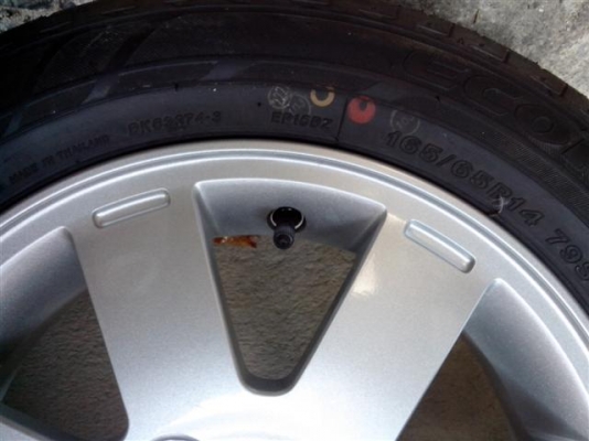 เสาร์นี้มา 2 ชุดจอง มัดจำก่อนครับขายล้อแม็ก มิตซูบิชิ มิราจ2013 ขอบ 14  ใหม่