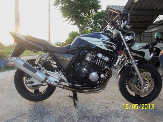 น้องฝากขายคับCB 400 มีทะเบียนคับราคา 95,000 บาทไทย
