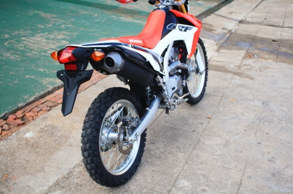 __ขายCRF250L รถ10เดือน สีขาวแดง 105,000บาท___ __ขายCRF250L รถ10เดือน สีขาวแดง 105,000บาท___