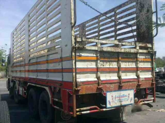 รถฮีโน่ 12 ล้อ รั้ว  320 แรงม้า ปี 54   สนใจติดต่อ 081 - 6079515