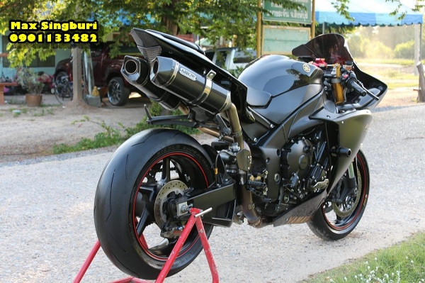 แม็กสิงห์บุรี//YAMAHA R1 ปี2010 สเป็ก CANADA แต่งเต็มคัน สวยสุดๆ อินวอย+สรรพาสมิตร (รับเทิร์น)