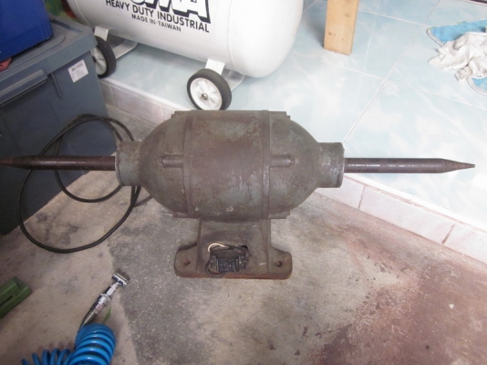 ขาย มอเตอร์ปัดเงาหัวแหลม 3 แรง 3500 บาท