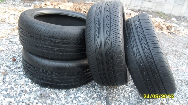 ขายยาง hankook 205/50R16 ปี10 ไม่มีปะ สวยๆ 1 ชุด