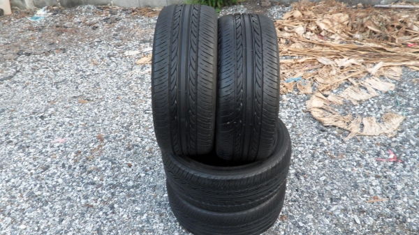 ขายยาง hankook 205/50R16 ปี10 ไม่มีปะ สวยๆ 1 ชุด