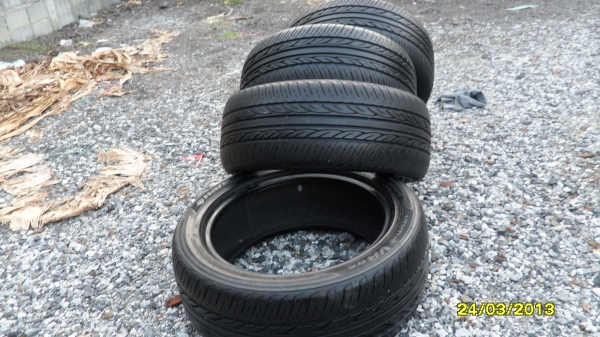 ขายยาง hankook 205/50R16 ปี10 ไม่มีปะ สวยๆ 1 ชุด