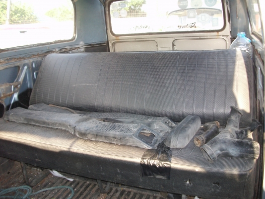 ตู้แตงโม-(เต่าขายแล้ว) (แตงโมขับได้-ช่วงล่างดี-ทะเบียนขาด2เดือนพร้อมโอนแห้งๆๆเครื่องมิตซู 1600 ตรงเล่มตามสภาพของครบครับ) แถมล้อ4วงพร้อมยางเดิมๆ+บานประตูหลังตามรูปครับ