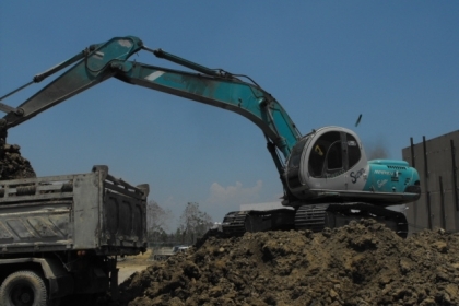 ขายด่วน  รถแบคโฮ KOBELCO SK200 M5 SUPPER รถสวยแจ่ม มีทะเบียนครบ.